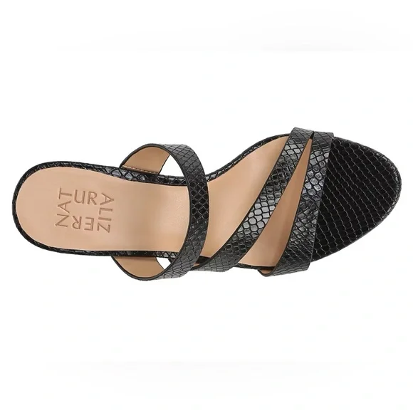 NWT: Naturalizer Breona Black - Picture 7 of 8